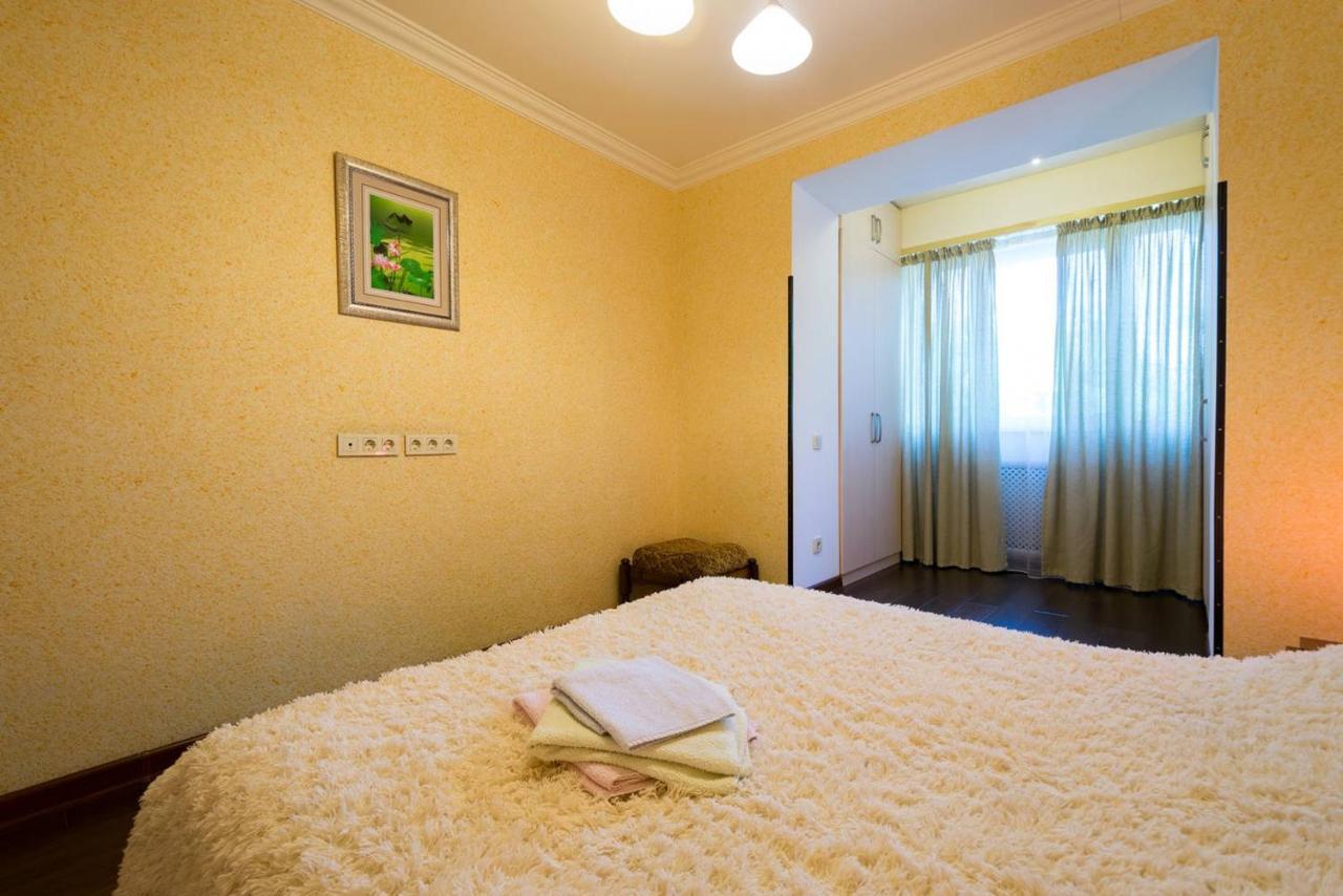 Nadezhda Apartments In Touristic Area, On The Dostyk Avenue 89 Αλμάτι Εξωτερικό φωτογραφία