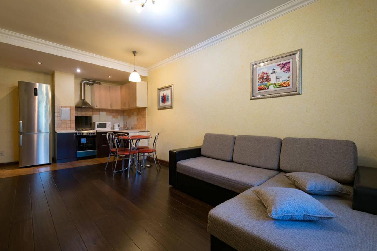 Nadezhda Apartments In Touristic Area, On The Dostyk Avenue 89 Αλμάτι Εξωτερικό φωτογραφία